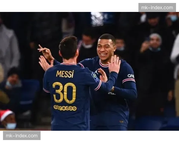 战术复盘：解析摩纳哥为何在强强对话中再度败给巴黎圣日耳曼。