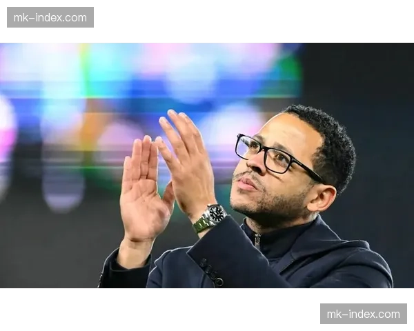 前英超定位球教练加盟克莱蒙教练组，其履历引发法甲媒体关注